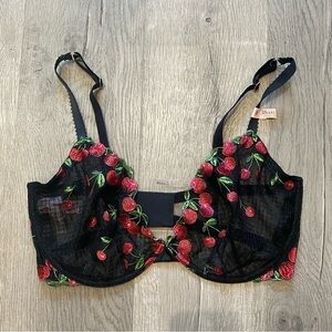 NWT Victoria’s Secret Very Sexy Cherry Demi Bra 38DDD 38F